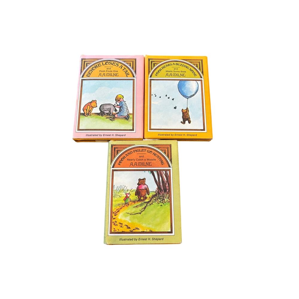 Vintage Winnie the Pooh miniature book set (3) '68‎